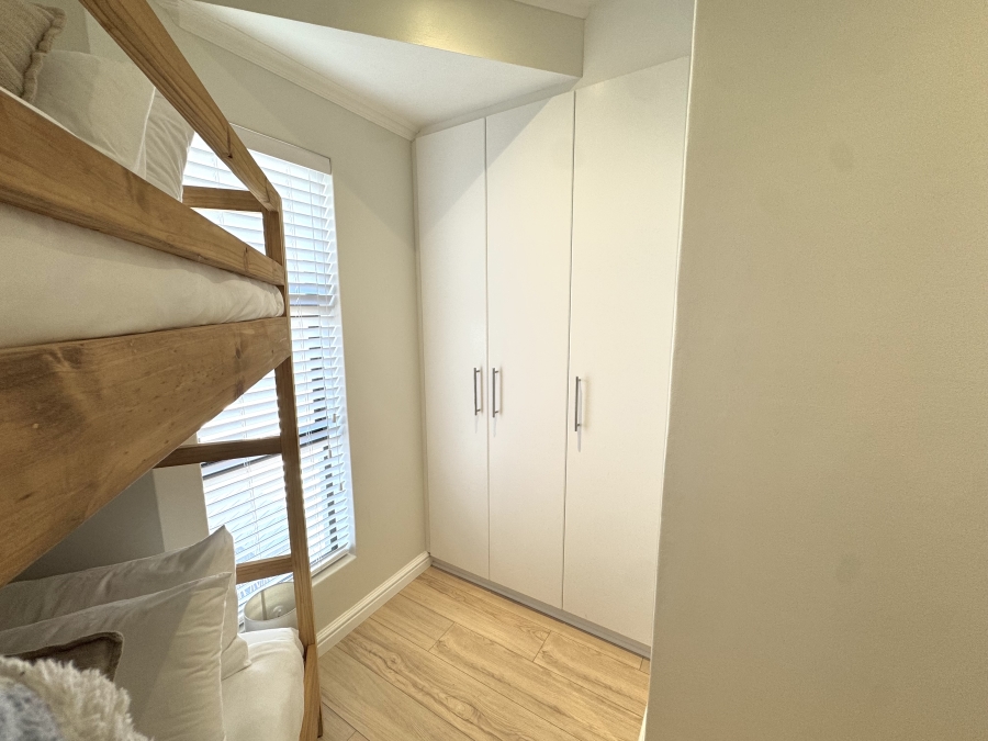 3 Bedroom Property for Sale in Waves Edge Western Cape